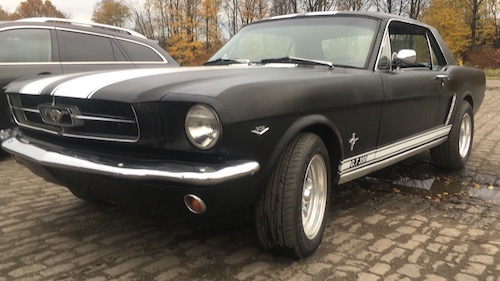 Filmfahrzeug der Autoverwertung Vester: Ford Mustang V8 Automatik 1965 schwarz